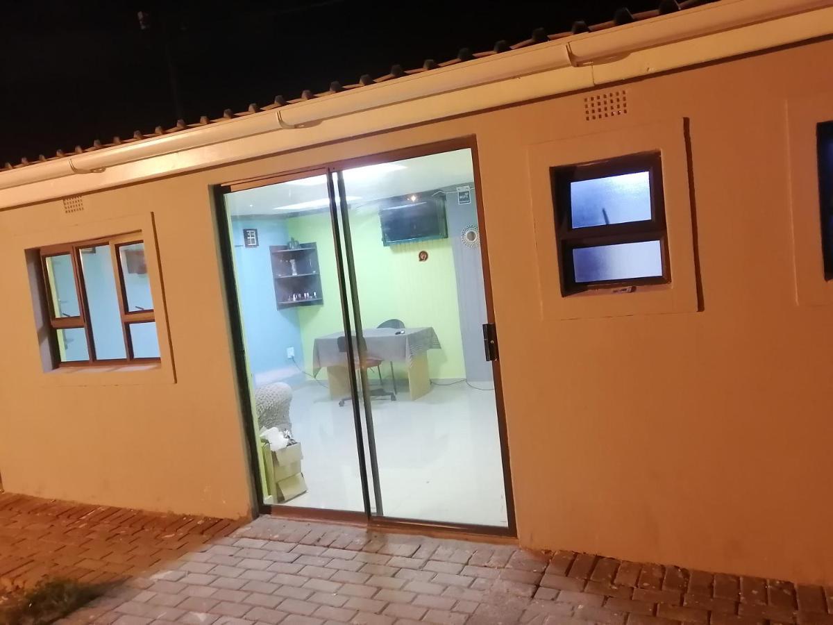 Annex Lodge & Spa Кейптаун Екстериор снимка